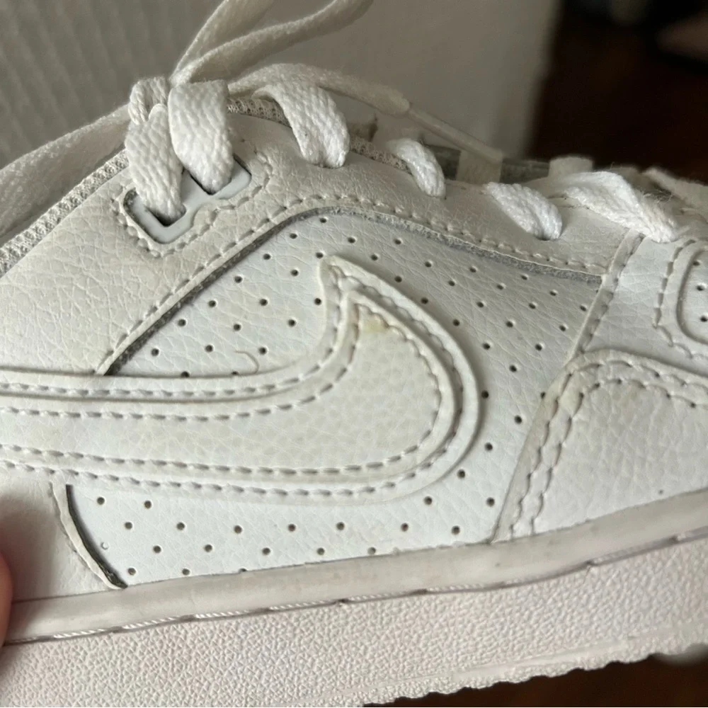 Nike boys son of force white low shoes - Picture 6 of 9